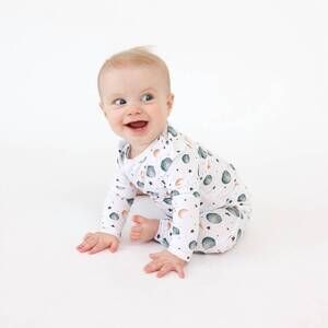 NEW POSH PEANUT baby's roux pajamas set in white